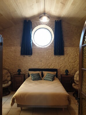 1 chambre, draps fournis