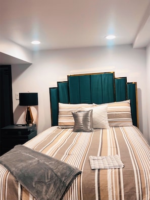 5 Schlafzimmer, Bügeleisen/Bügelbrett, WLAN, Bettwäsche
