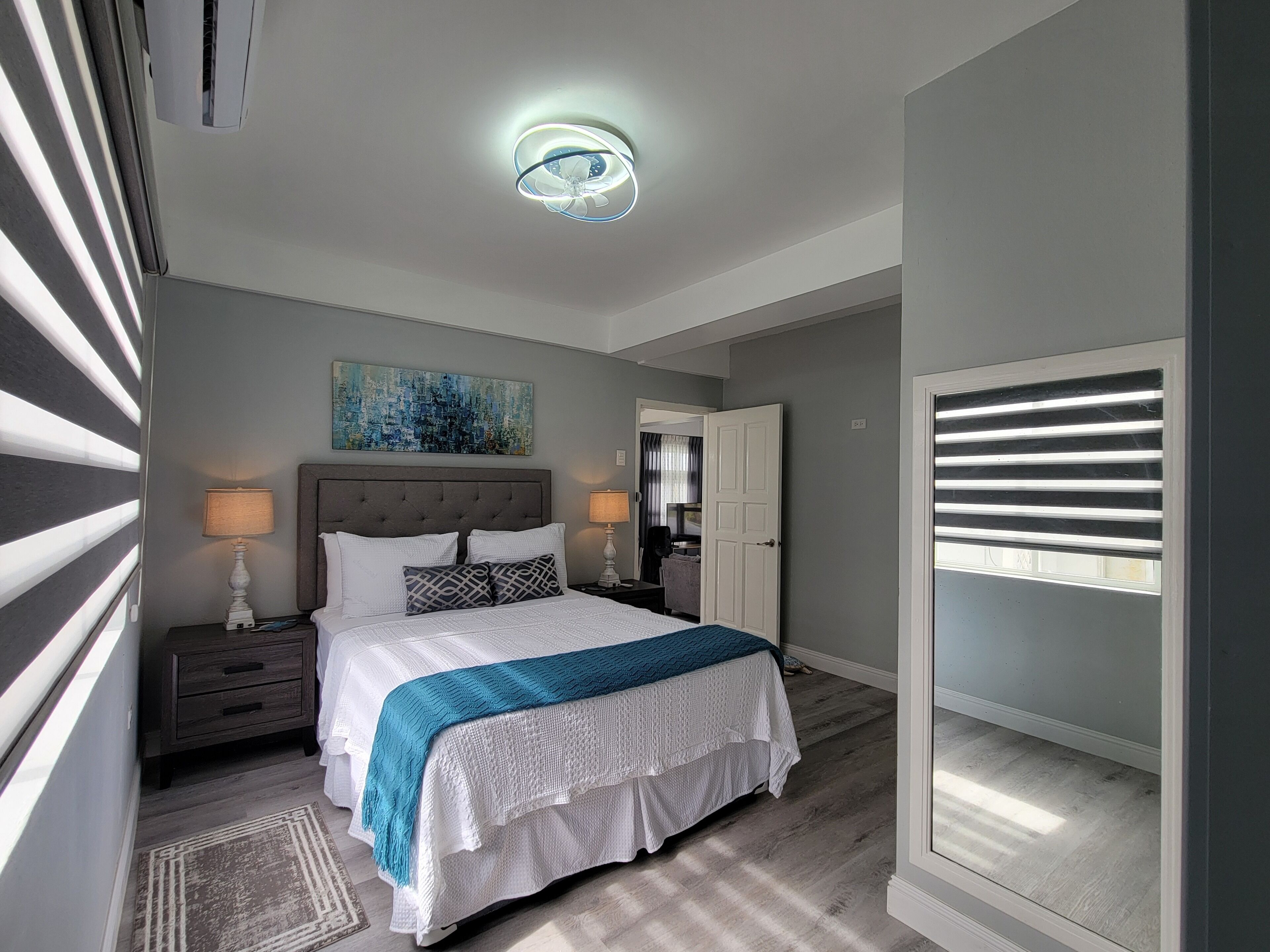 4 bedrooms, WiFi, bed sheets