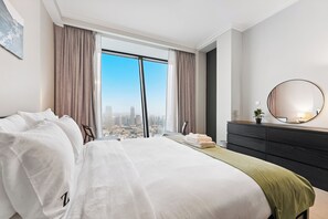 Apartment, 3 Bedrooms, Accessible, Smoking | 3 bedrooms