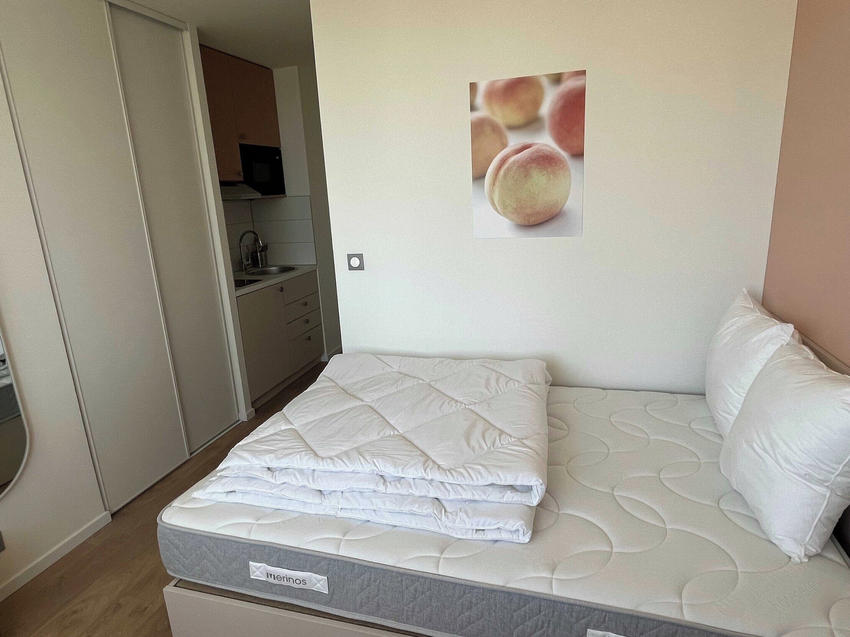 1 bedroom, laptop workspace, iron/ironing board, bed sheets