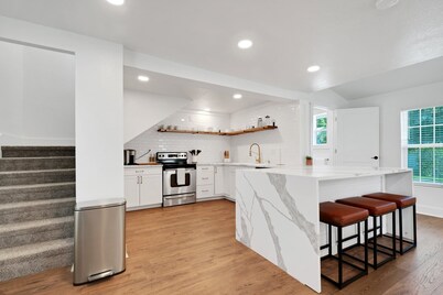 Luxury Modern Home In S Lakeland