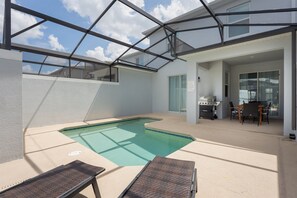 Outdoor dining - Storey Lake Resort | 4BR Home w/ Private Pool (Kissimmee)