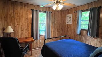 2 chambres, bureau, fer et planche à repasser, Wi-Fi gratuit