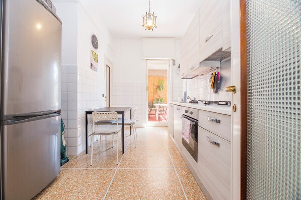 Appartement Deluxe, 2 chambres, terrasse, vue ville | Cuisine privée