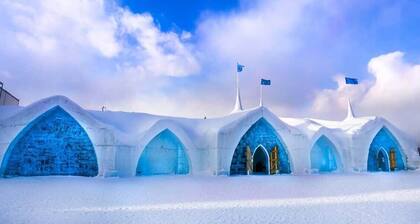 L'Escapade Champlain\ 2 Min Falls \ Free Parking