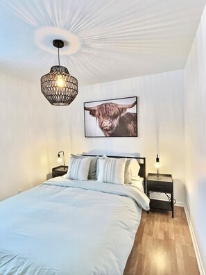 2 habitaciones, cuna de viaje, wifi y ropa de cama 