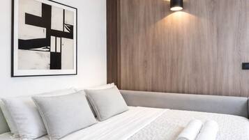 Fer et planche Ă repasser, lit parapluie, Wi-Fi gratuit, draps fournis