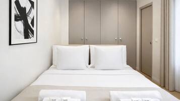 Superior Apartment, City View | Living area | 80-cm Smart TV with digital channels