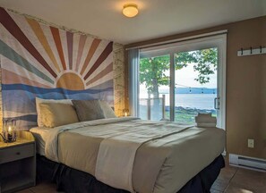 Lit parapluie, Wi-Fi, draps fournis