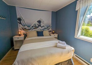Travel crib, WiFi, bed sheets - Chalet #9 Waterfront with Spa, Fireplace, Wifi & AC (Cap-Saint-Ignace)