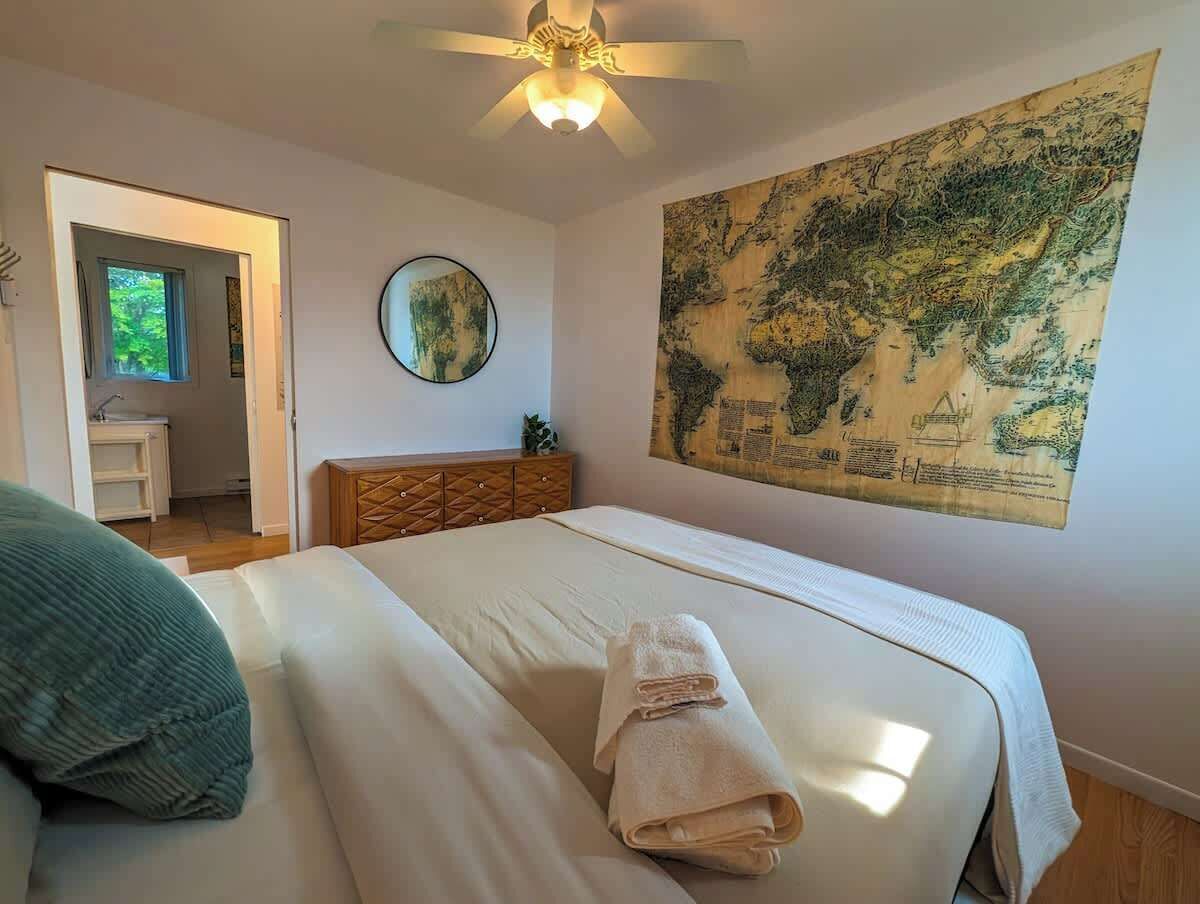 1 chambre, lit parapluie, Wi-Fi, draps fournis