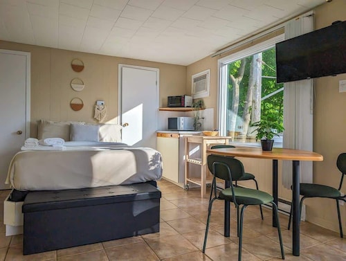 Chalet Studio #12 - Escapade détente | Wifi | AC |