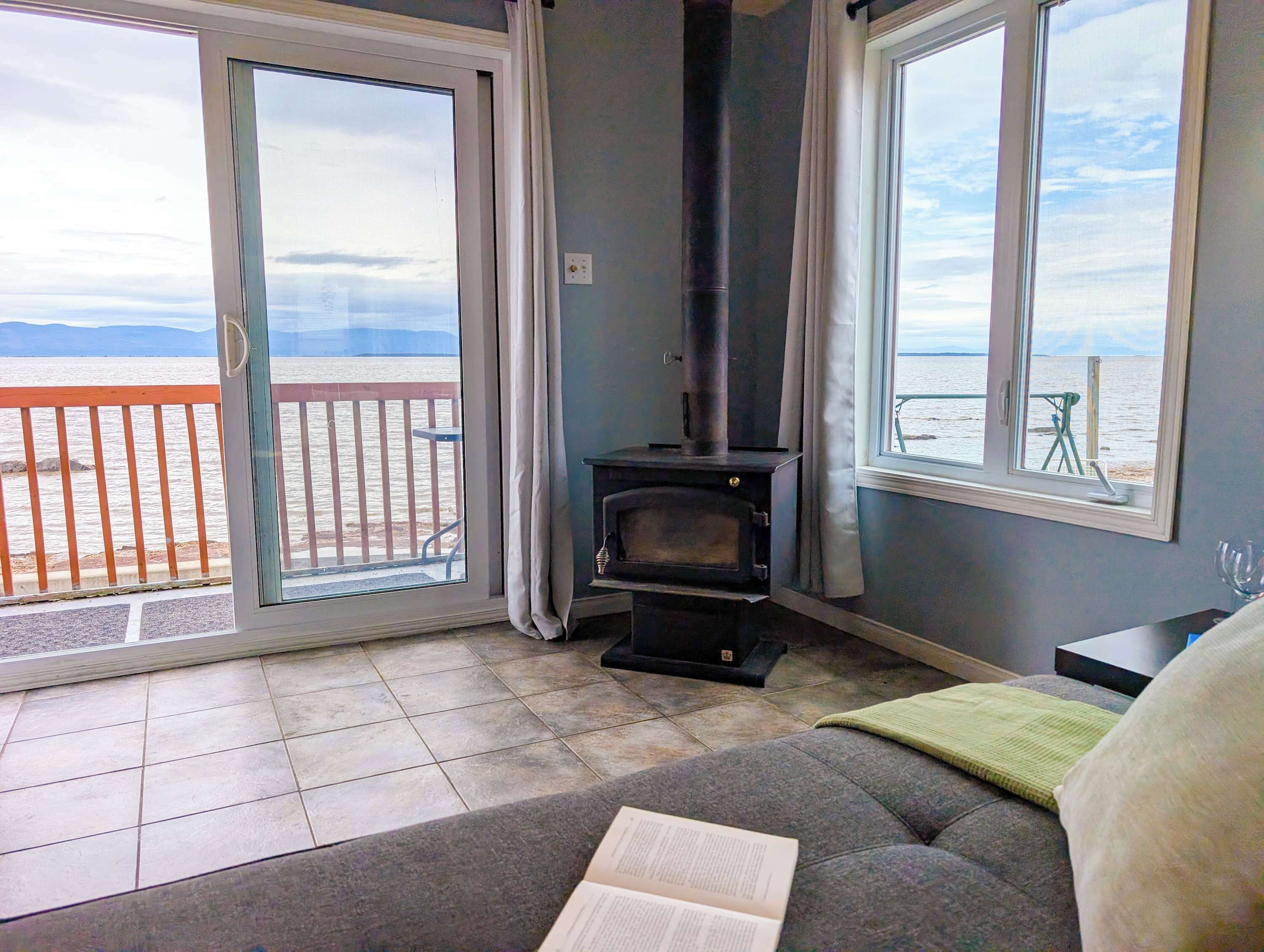 Télévision, espaces bureaux