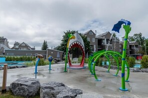 Children’s area - HAPPY HOUR - Condo Water Park (Beaupré)
