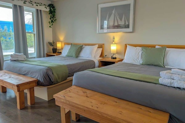 Déco rustique moderne et vues magnifiques pour une détente stylée.