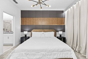 6 bedrooms, iron/ironing board, travel crib, internet