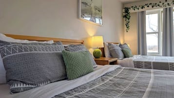 1 bedroom, WiFi, bed sheets