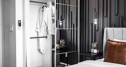 Contemporary Luxury Loft! Apt-20 Min to NYC