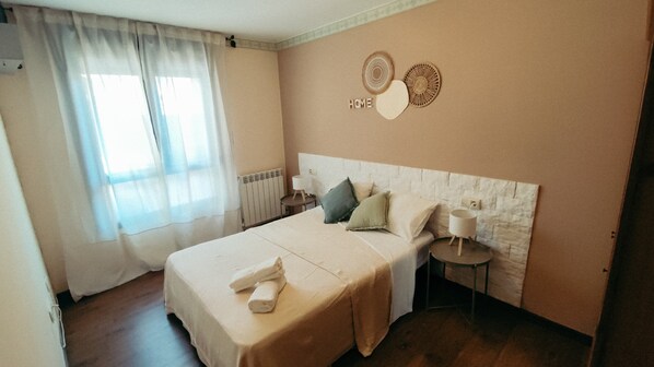 2 chambres, Wi-Fi, draps fournis