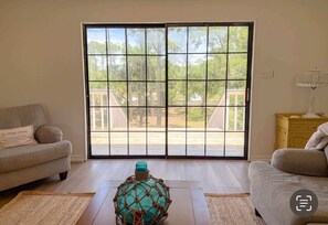 TV - NEW- Canal Front 3 bedroom Boat dock & Launch (Saint George Island)