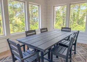 Dining - Island Vibes  NEW Pool  Pet Friendly (Saint George Island)