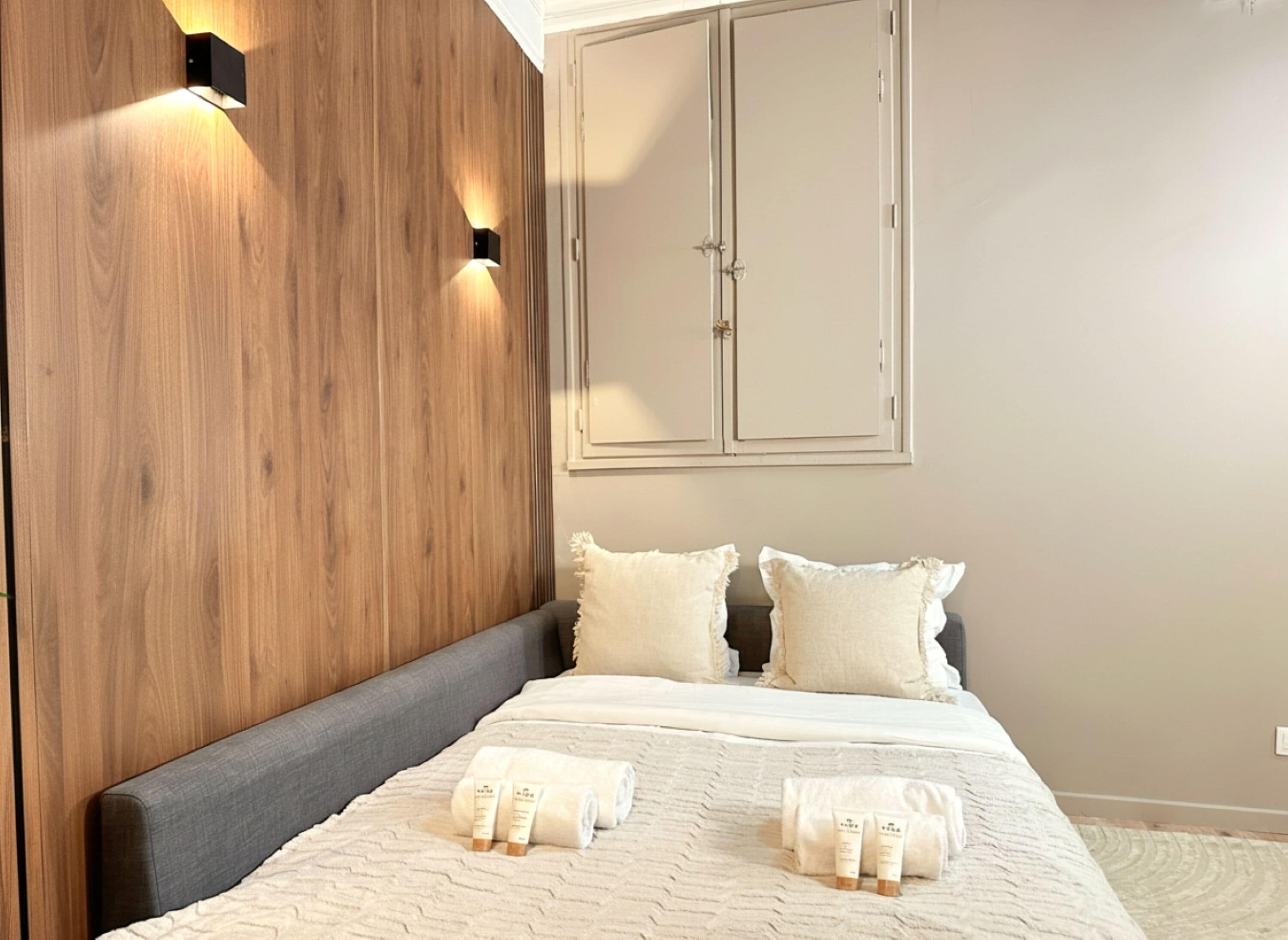 Studio, Courtyard View | Living area | 80-cm Smart TV with digital channels