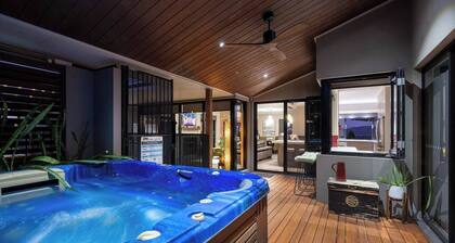 Red Lotus Estate Grand Scenic and Made for Groups