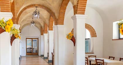 Cozy farmhouse nestled in the green Tuscan Maremma