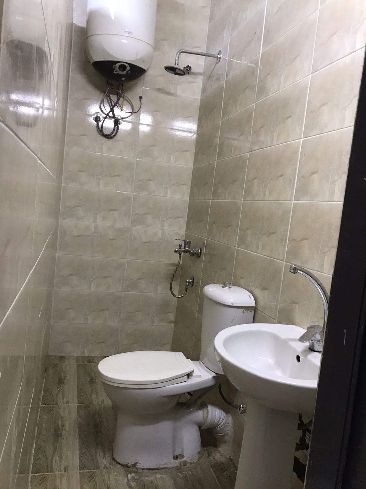 Kamar Klasik, pemandangan kota | Kamar mandi | Handuk, sabun, sampo, dan tisu toilet