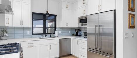 Kühlschrank, Mikrowelle