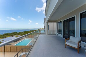 Pool - NEW Luxury 4,000 SF Waterfront Home w/Pool, Sleeps 22 (Port Isabel)