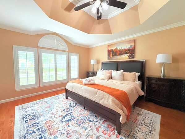 3 bedrooms, iron/ironing board, free WiFi, bed sheets