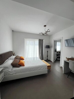 5 quartos, Wi-Fi, roupa de cama