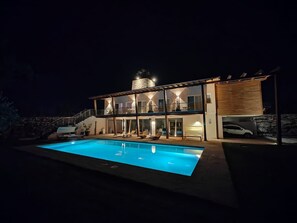 Pool - Torre Menerva Viterbo Stunning Tuscia Villa,Private Spa + Sauna + Saltwater Pool (Lazio)