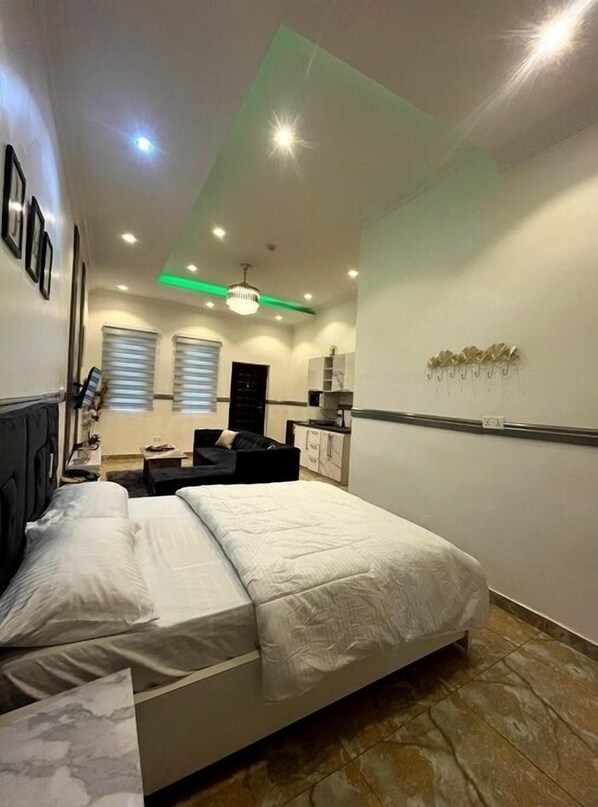 1 chambre, fer et planche à repasser, Wi-Fi, draps fournis