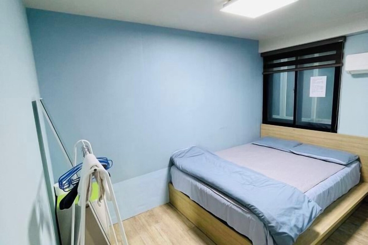 Premium bedding, down comforters, memory foam beds