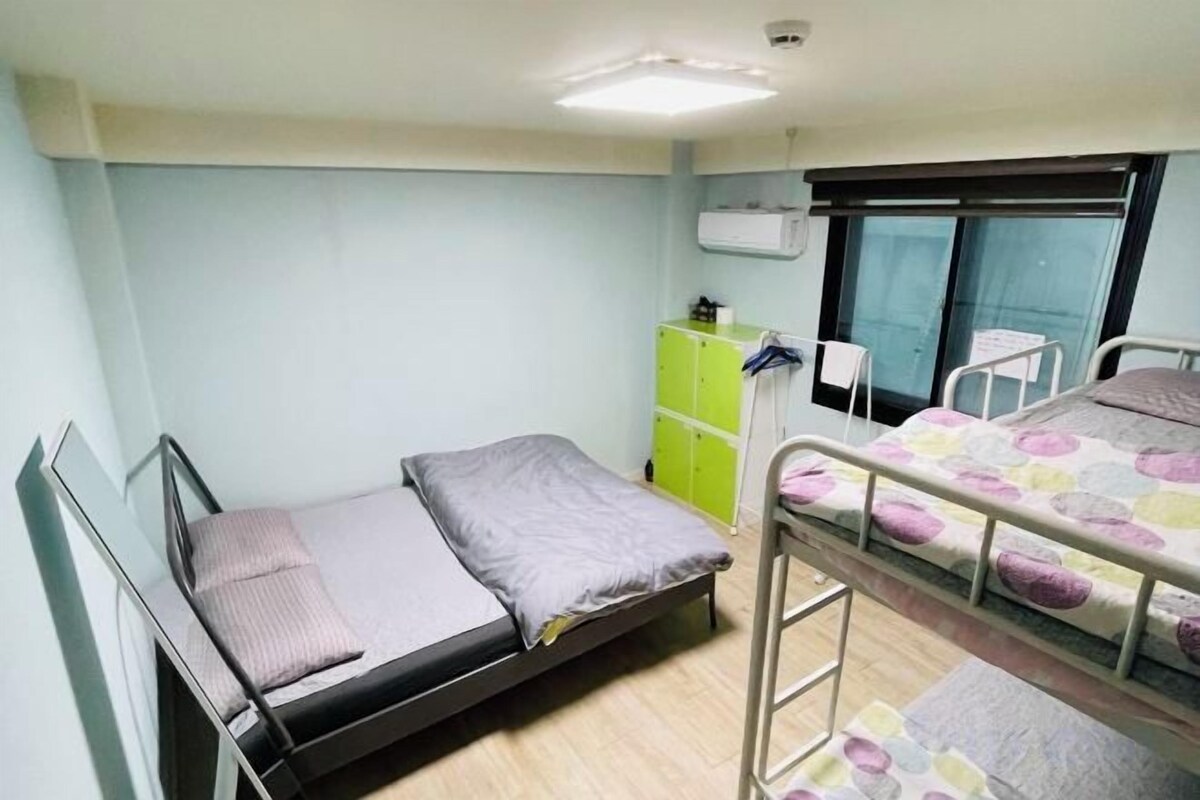 Premium bedding, down comforters, memory foam beds