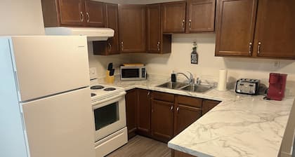 Clean 2 Bedroom