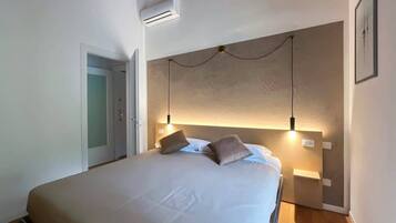 2 bedrooms, iron/ironing board, WiFi (free), bed sheets