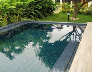 Pool - Château NaNa Willine Deluxe Double Room F (Accra)