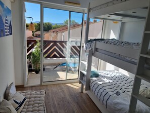 3 bedrooms, iron/ironing board, WiFi, bed sheets - Apartment Standing T4 Sea view - 3 bedrooms 6/7p (Saint-Cyprien)