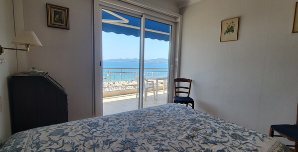 1 bedroom, iron/ironing board, WiFi