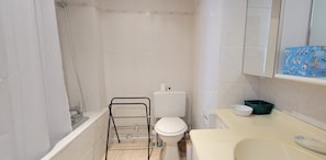 Hair dryer - Apartment with terrace at the foot of the beach (Saint-Raphaël)