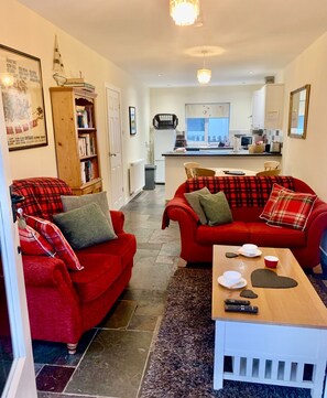 Cottage - 3 Riverside Bungalows (Llanbedr)