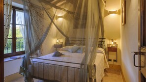 Villa, fumatori | 4 camere
