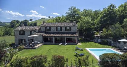 Ca Seppe 10 2 by Marche Holiday Villas