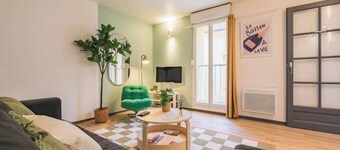 Le Pastel - sleeps 10 - near Cathedral