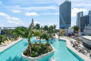 Pool - NEW luxury suite / WorldCenter Miami - Great views (Miami)