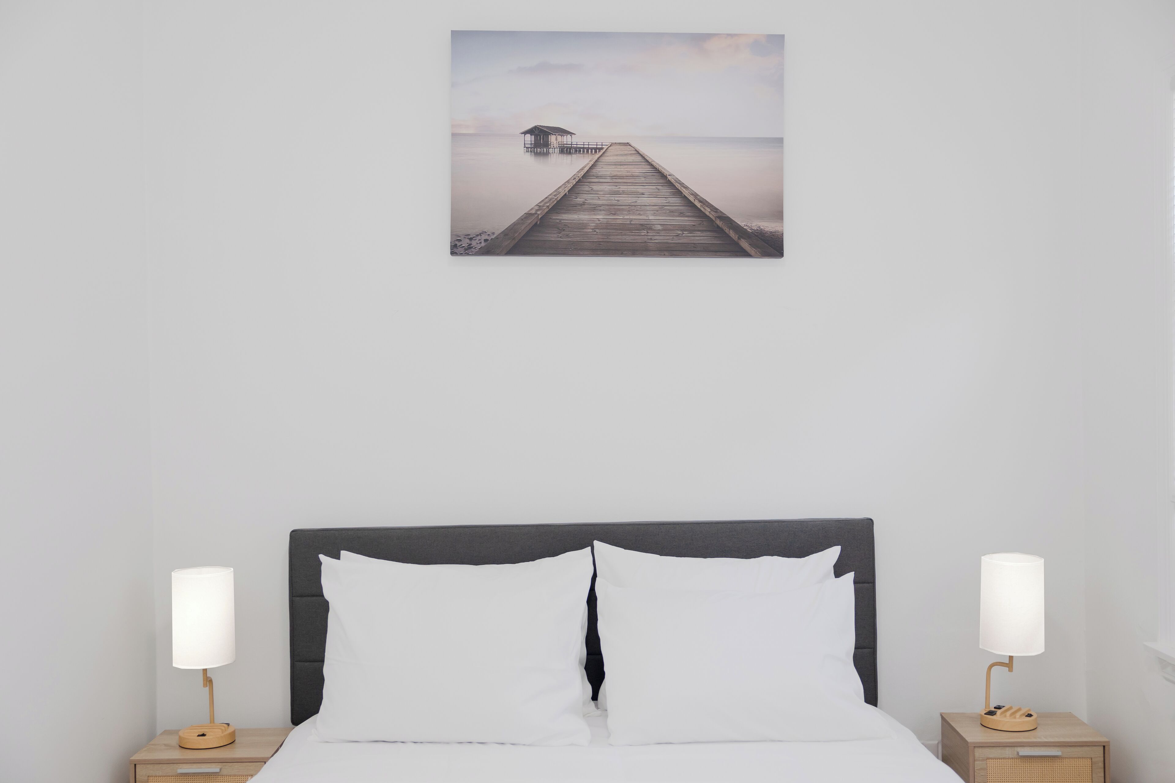 4 多间卧室、熨斗/熨衣板、WiFi、床单